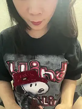 Snapshot of -Suka-a chatting on 02-22-26, 04:27 -Suka-a online show from 02-22-26, 04:27