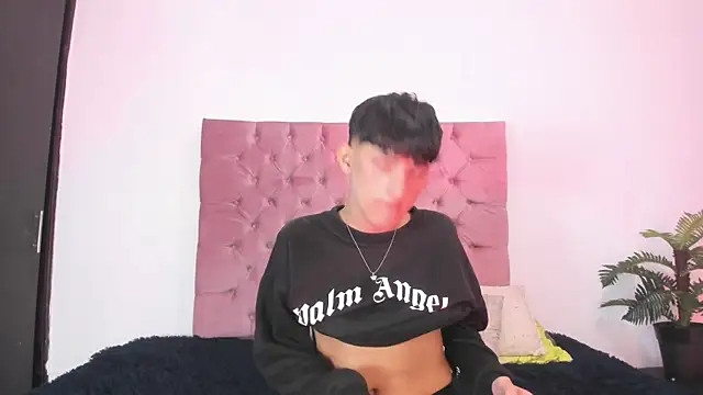 Snapshot of im_miuu chatting on 01-11-26, 04:06 im miuu online show from 01-11-26, 04:06