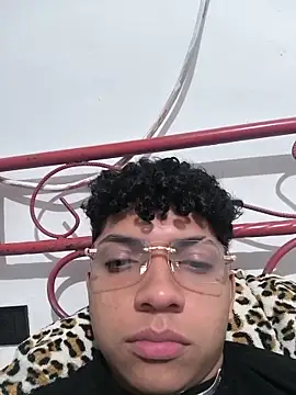 VersedChip online show from 03-10-26, 11:43