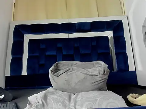 Scook Gray  online show from 02-16-26, 07:59