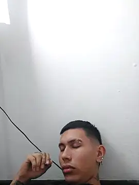 Scook Gray  online show from 03-24-26, 07:08