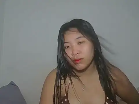 Zyeiii online show from 03-04-26, 09:48