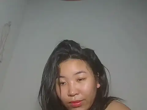 Zyeiii online show from 03-21-26, 08:23