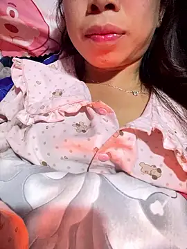 Snapshot of Mayly_lucky2 chatting on 01-12-26, 05:07 Mayly lucky2 online show from 01-12-26, 05:07