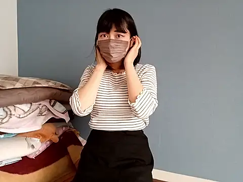 Snapshot of Harley_mama chatting on 02-16-26, 12:40 Harley mama online show from 02-16-26, 12:40