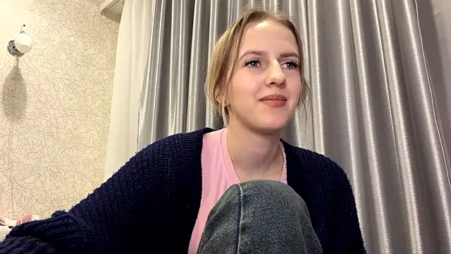 JeannettaIltzsch online show from 02-10-26, 09:08