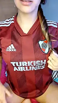 Snapshot of Nare-25 chatting on 02-04-26, 10:21 Nare-25 online show from 02-04-26, 10:21