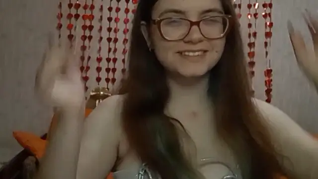 Snapshot of Miyabeee chatting on 02-24-26, 05:05 Miyabeee online show from 02-24-26, 05:05