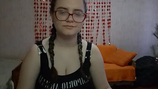 Miyabeee online show from 03-15-26, 07:14