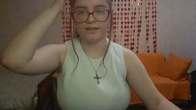 Miyabeee online show from 04-12-26, 07:57