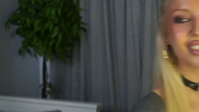 LanaReals online show from 03-05-26, 08:10