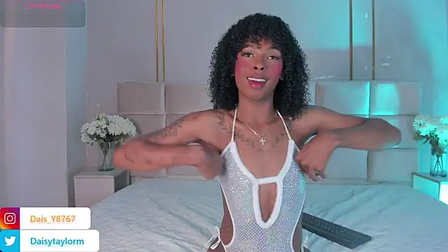 Snapshot of DaisyTaylor__ chatting on 02-28-26, 12:50 DaisyTaylor online show from 02-28-26, 12:50