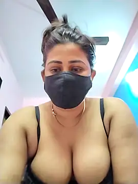 pinkihot23 online show from 02-28-26, 09:43