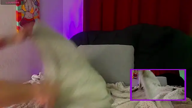 Snapshot of MickeyMoans444 chatting on 02-20-26, 01:02 MickeyMoans444 online show from 02-20-26, 01:02