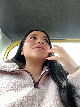 Veronica Wins  online show from 01-16-26, 07:07