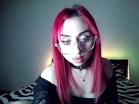 Snapshot of JessicaShorty4U chatting on 02-20-26, 07:47 JessicaShorty4U online show from 02-20-26, 07:47