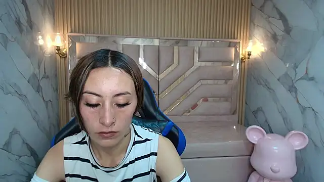 katalina r  online show from 03-15-26, 12:33