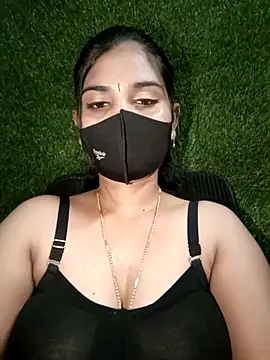 Snapshot of Nithyatamil chatting on 02-01-26, 04:38 Nithyatamil online show from 02-01-26, 04:38