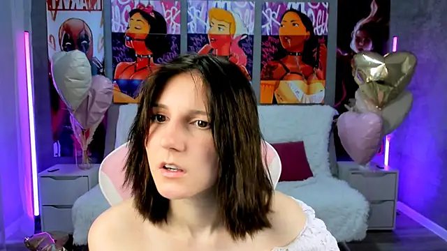 Snapshot of KikaOsterman chatting on 02-26-26, 12:15 KikaOsterman online show from 02-26-26, 12:15