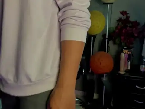 dylaans19 online show from 02-19-26, 02:24