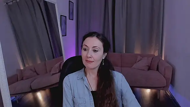 Juliet Jamess online show from 01-15-26, 01:37