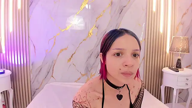 LaxiZoe online show from 02-11-26, 08:03