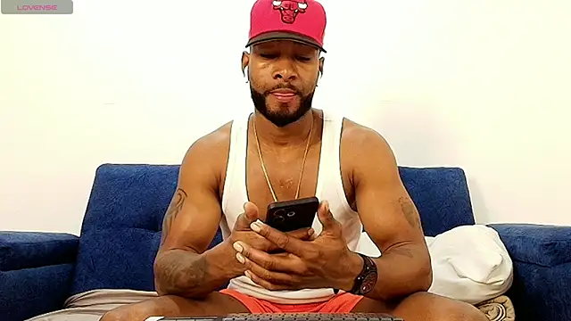 Snapshot of Dante_Knox chatting on 01-13-26, 11:37 Dante Knox online show from 01-13-26, 11:37