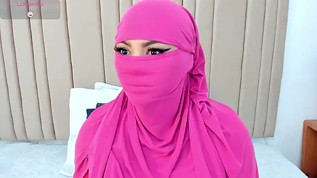 Snapshot of _seelena chatting on 02-05-26, 12:21 seelena online show from 02-05-26, 12:21