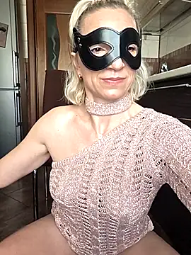 DahliaDew online show from 01-14-26, 10:32