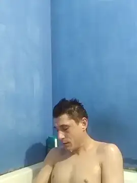 Snapshot of polonezisze chatting on 01-12-26, 02:06 polonezisze online show from 01-12-26, 02:06