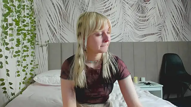 AdeleSilvy online show from 02-12-26, 02:06