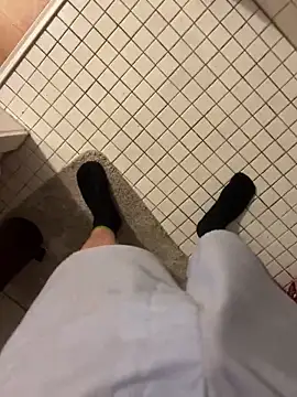 Snapshot of Hamsterdich chatting on 02-26-26, 06:18 Hamsterdich online show from 02-26-26, 06:18