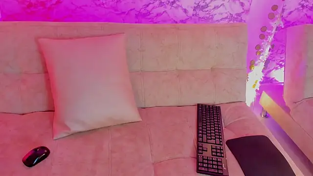 Snapshot of soffi_joness23 chatting on 02-19-26, 07:10 soffi joness23 online show from 02-19-26, 07:10