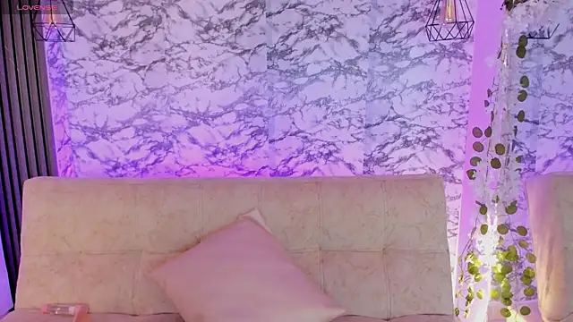 Snapshot of soffi_joness23 chatting on 02-25-26, 07:34 soffi joness23 online show from 02-25-26, 07:34