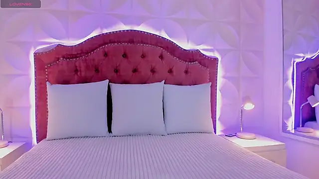 Snapshot of _aurent_sara chatting on 01-13-26, 11:59 aurent sara online show from 01-13-26, 11:59