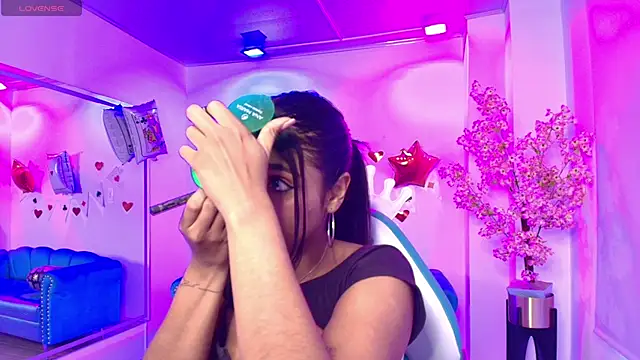 Divinee Cloe online show from 02-13-26, 11:39