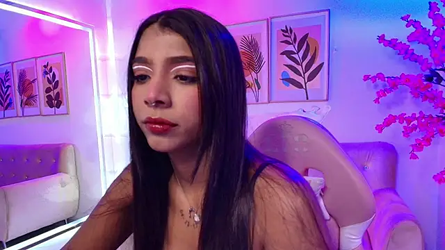 Divinee Cloe online show from 02-14-26, 11:18