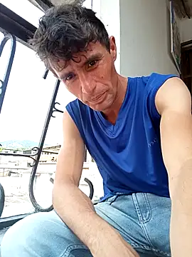 torvyHot online show from 02-11-26, 07:52