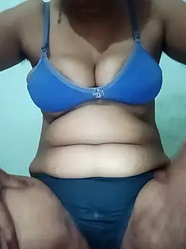 Snapshot of sexyqueen558 chatting on 02-12-26, 11:44 sexyqueen558 online show from 02-12-26, 11:44