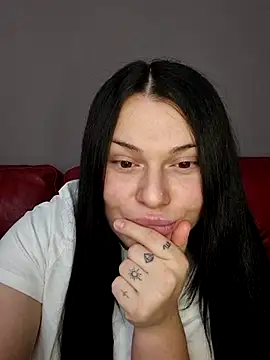 Snapshot of 9Alice chatting on 01-13-26, 05:18 9Alice online show from 01-13-26, 05:18