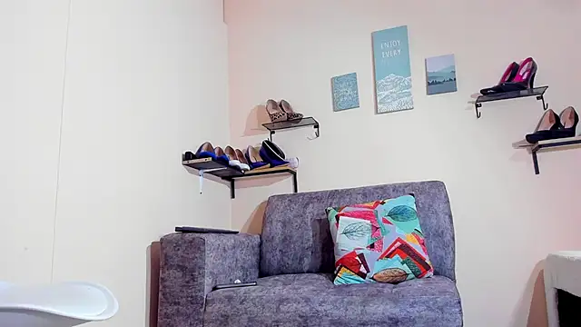 nailon karol11 online show from 02-05-26, 09:47