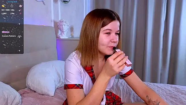  Doll Face  online show from 01-14-26, 09:15