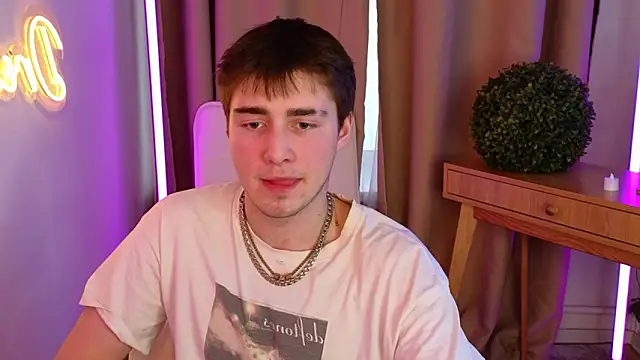 Snapshot of d3s_dn chatting on 02-21-26, 02:07 d3s dn online show from 02-21-26, 02:07