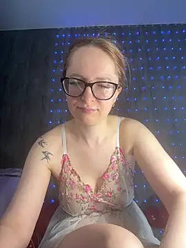 coy girl  online show from 02-17-26, 11:18