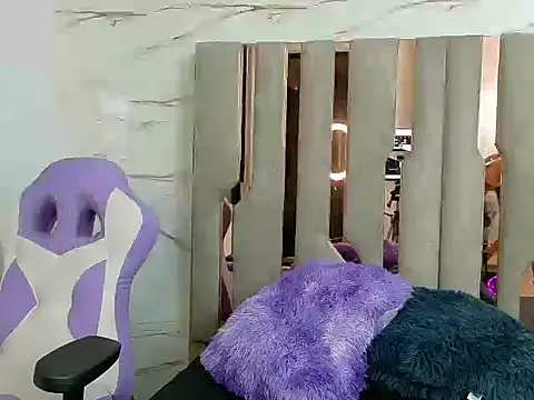 Snapshot of KarinaRows chatting on 01-12-26, 09:20 KarinaRows online show from 01-12-26, 09:20