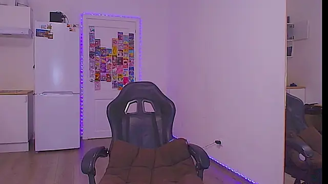 sailormoon666  online show from 02-06-26, 01:21