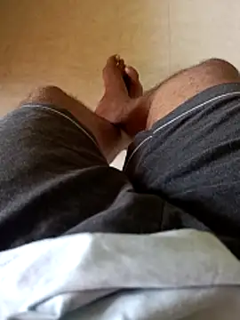 Snapshot of Harishtamil26 chatting on 02-10-26, 03:54 Harishtamil26 online show from 02-10-26, 03:54