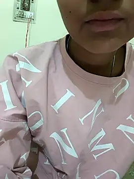 Snapshot of Aaradhna-_hoy chatting on 03-02-26, 06:03 Aaradhna- hoy online show from 03-02-26, 06:03