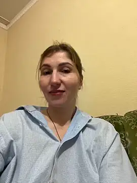 Snapshot of _Crystal_2 chatting on 01-19-26, 04:11 Crystal 2 online show from 01-19-26, 04:11