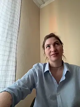 Snapshot of _Crystal_2 chatting on 02-01-26, 02:48 Crystal 2 online show from 02-01-26, 02:48